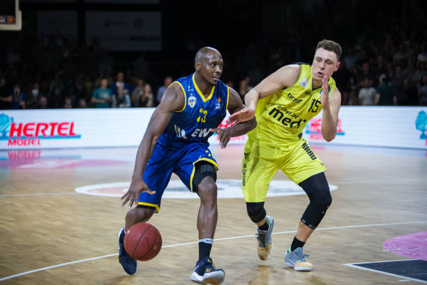 的高人气 的高人气