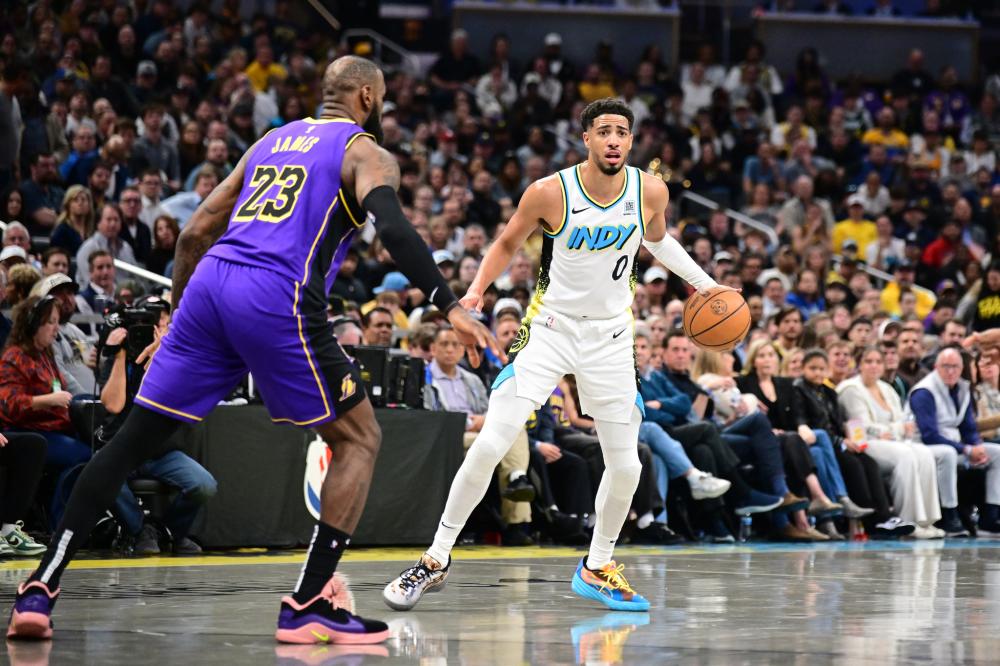 在迅速崭露 在迅速崭露