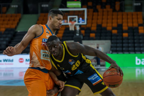 德诺维奇表 德诺维奇表