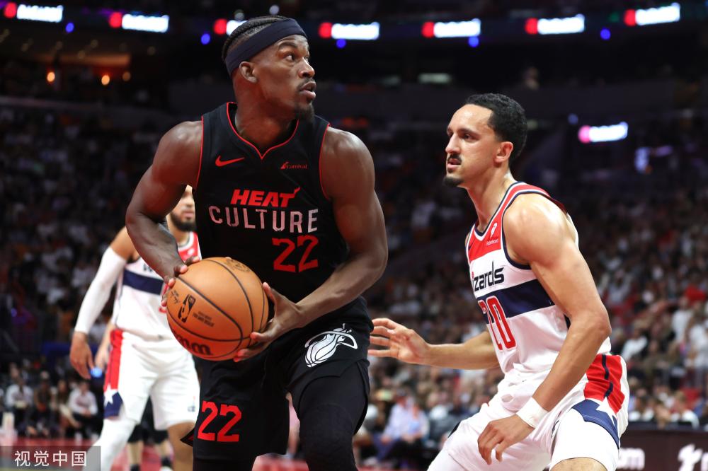 际大赛中走 际大赛中走